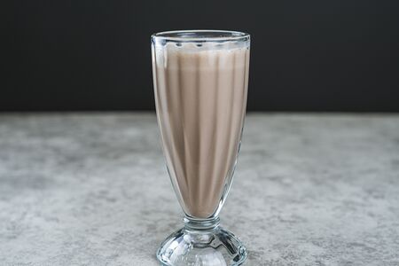 Шоколадный молочный коктейль