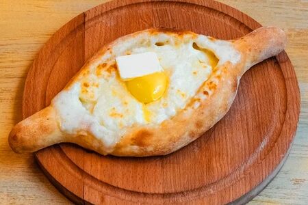 Хачапури по-аджарски / Adjarian khachapuri