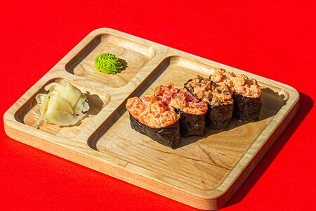 Суши Острые с лососем