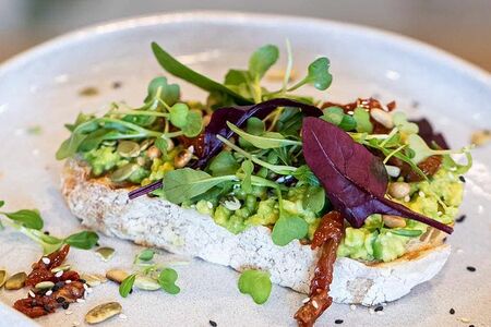 Тост с авокадо