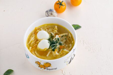 Куриный суп с домашней лапшой