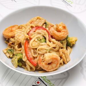 Удон с морепродуктами