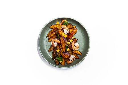 Картофельные дольки с креветками