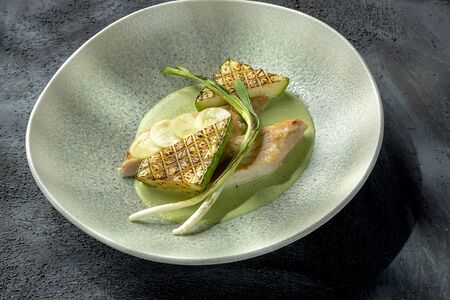 Куриное филе с кабачком и брокколи