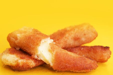 Сырные палочки