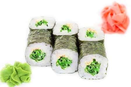 Ролл с чукой