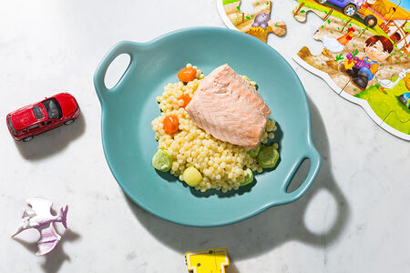 Паровой лосось с пастой птитим