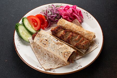 Люля-кебаб из свинины и говядины