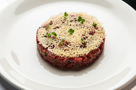 Тартар из говяжьей вырезки