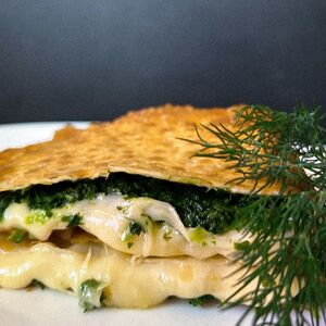 Чебурек Шпинат-сыр