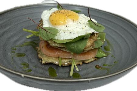 Д Завтрак "Драники с лососем и шпинатом"