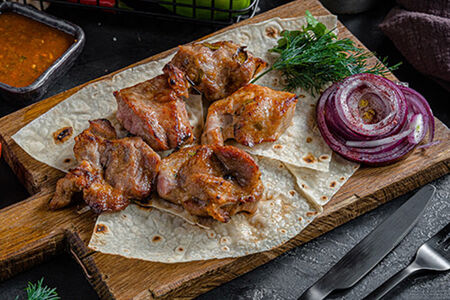 Шашлык из cвинoй шейки