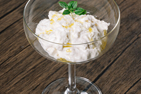 Сыр Страчателла