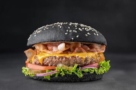 Блэк Геллерт