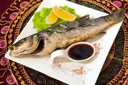 Сибас запеченный