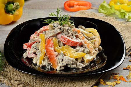 Салат Тайский с курицей