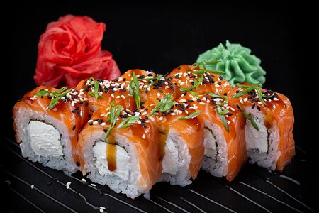 Ролл Миссис Хадсон