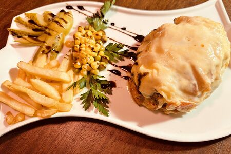 Мясо по-французски ( Свинина )