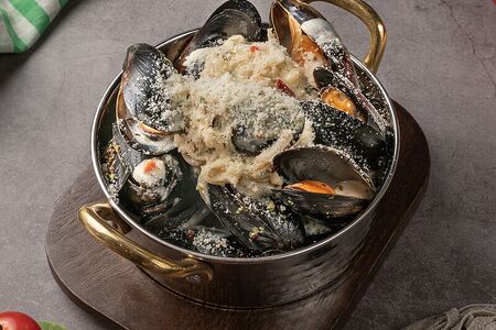 Мидии в сливках