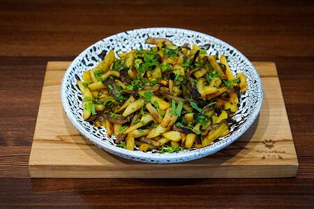 Картофель жареный с грибами