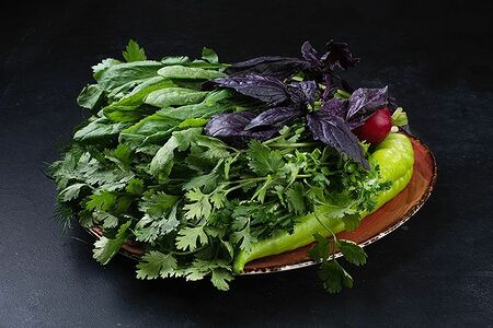 Зелень в ассортименте