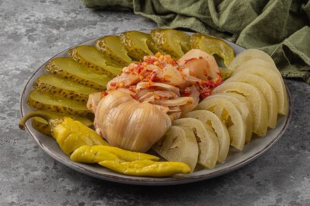 Соленья ассорти