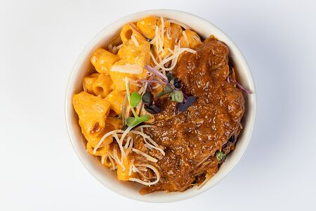 Mac&Cheese С томленой свининой