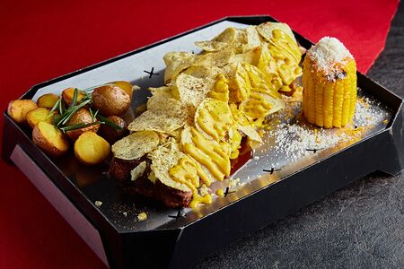 Basta Size с унаги, горчичным соусом и чипсами кранч