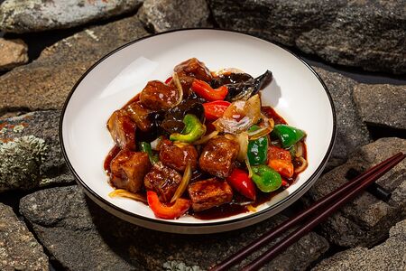 Жареные баклажаны с овощами