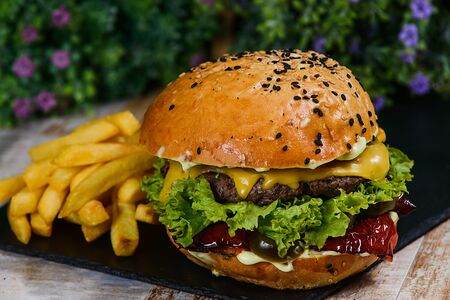 Спайси-бургер