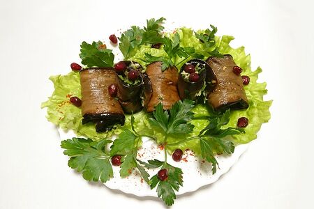 Баклажаны с грецкими орехами