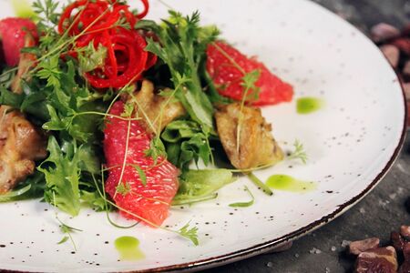 Салат с рапаном и грейпфрутом