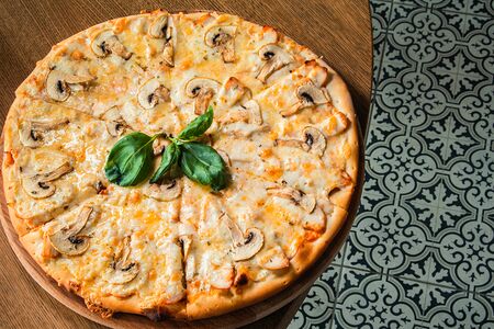 Курица с грибами