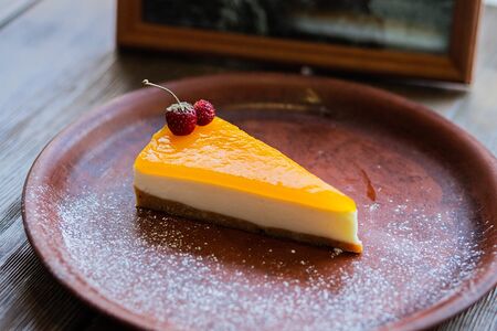 Чизкейк манго-маракуйя