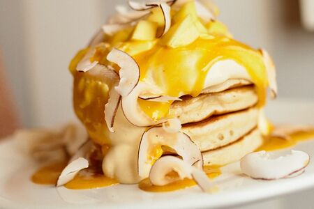 Панкейки Манго-маракуйя