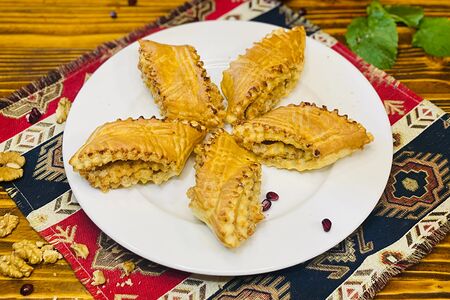 Гата с грецкими орехами