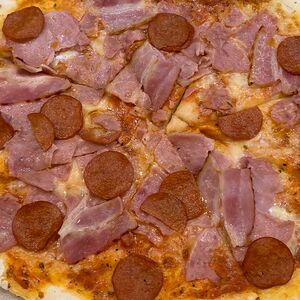 Пицца Левони