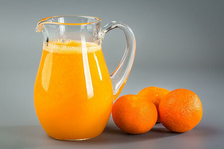 Свежевыжатый мандариновый сок