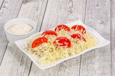 Салат Цезарь с курицей