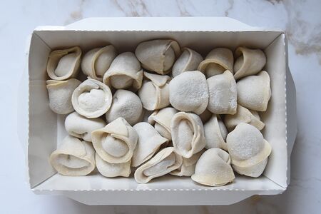 Замороженные упрямые пельмени