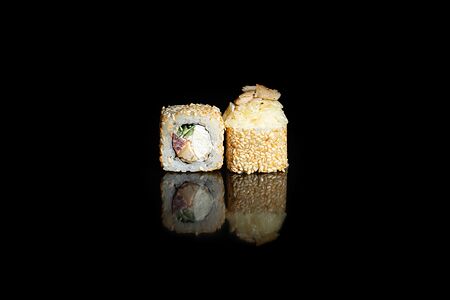 Запеченный ролл с курицей