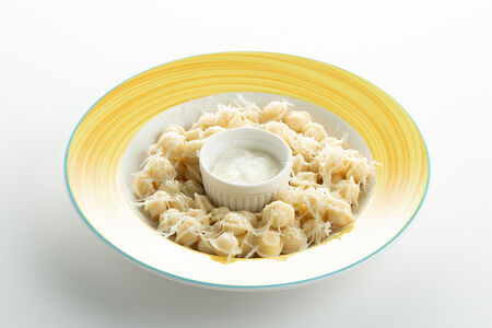 Детские пельмешки со сметаной