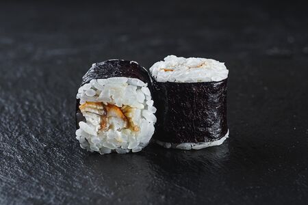 Классический с угрем