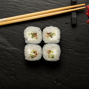 Футо маки с угрём