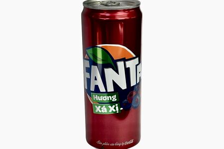 Fanta со вкусом голубики и смородины