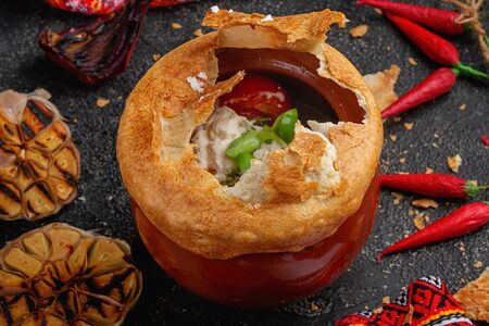 Телятина в горшочке