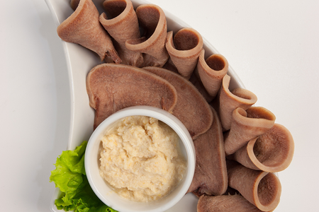 Язык говяжий с хреном