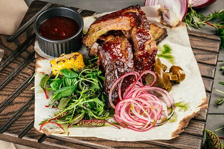 Свиные рёбра из собственной коптильни