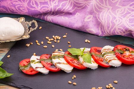 Салат Капрезе