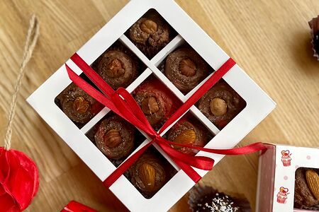 Бокс конфеты M